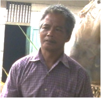 Meta, 49 tahun, petani Desa Usul